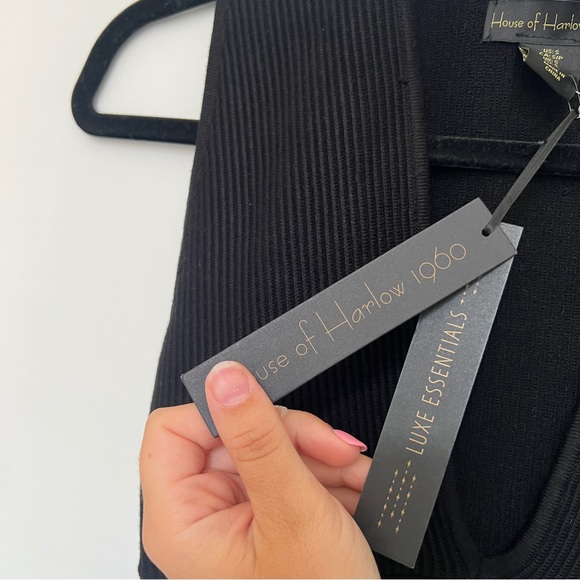 NWT House of Harlow 1960 Ribbed Knit Cropped Top - Picture 4 of 6